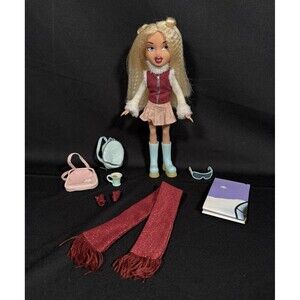 Bratz Wintertime Wonderland Cloe Doll  & Accessories 2003 Original MGA
